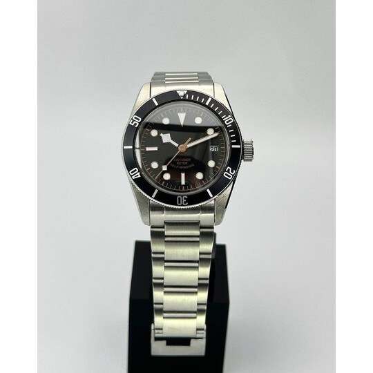 Custom Seiko Mod • No Logo Black Gold Smiley Black Bay • 41mm